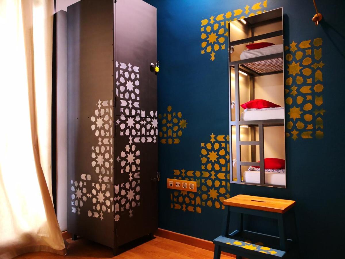 El Granado Hostel Гранада Экстерьер фото