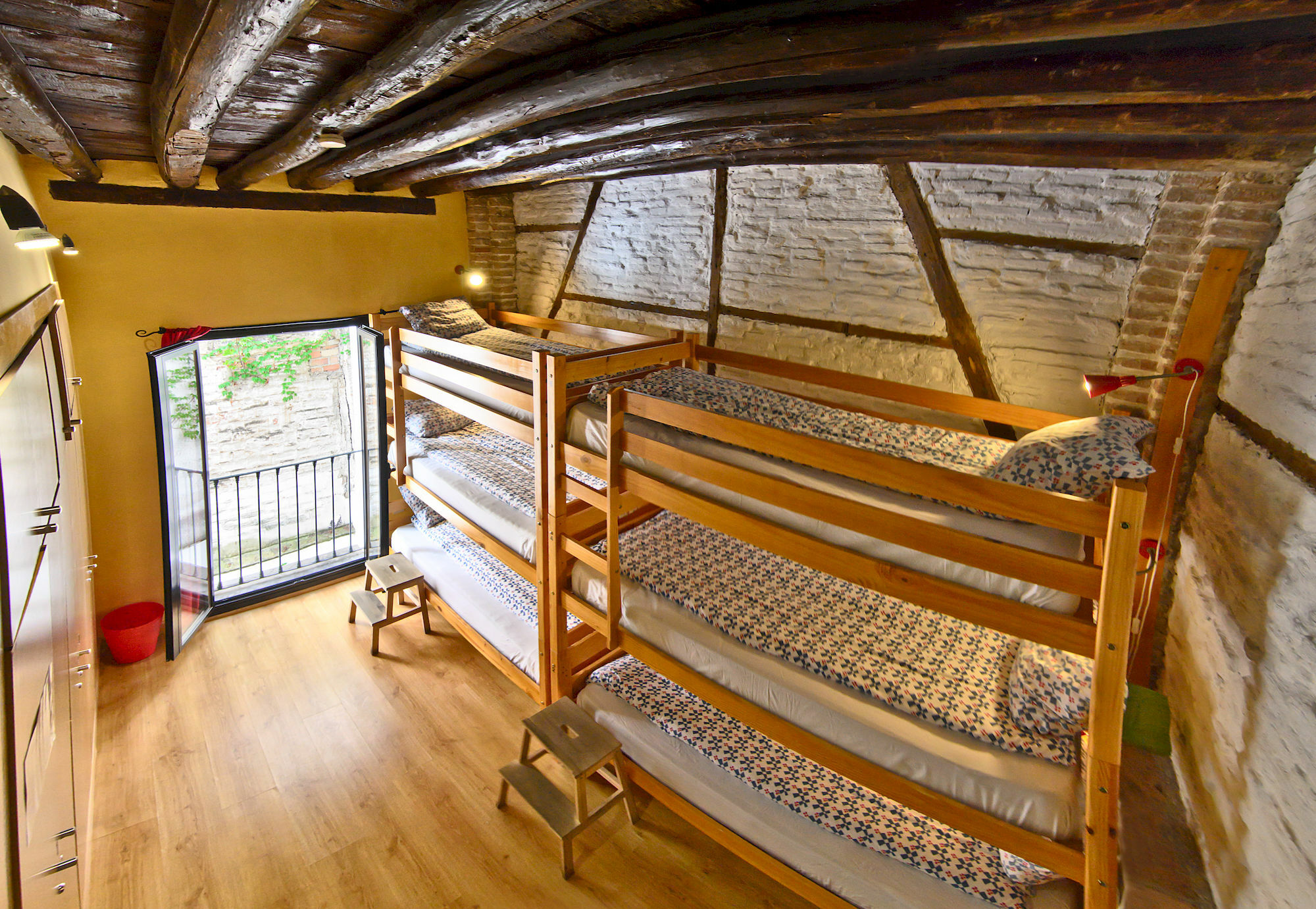 El Granado Hostel Гранада Экстерьер фото